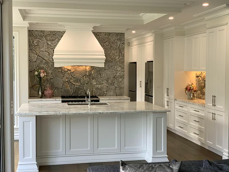 Hamptons Kitchen — renovation by TIJ Australia